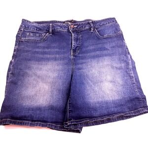 Royalty For Me Jean Shorts Women's 12 Distressed Stretch Medium Wash